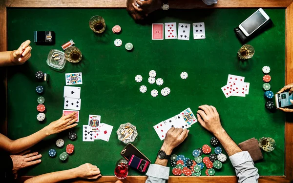 Menemukan Meja Poker Online yang Tepat untuk Pemula
